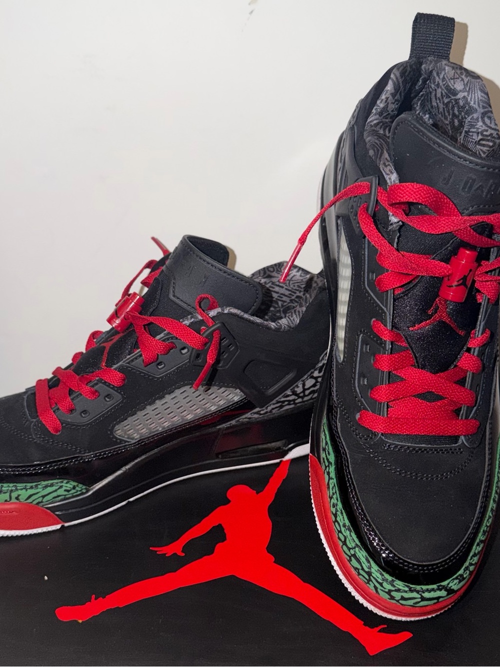 🎥👟🎥 Jordan Spizike Low Retro Sneakers in Gucci Colorway